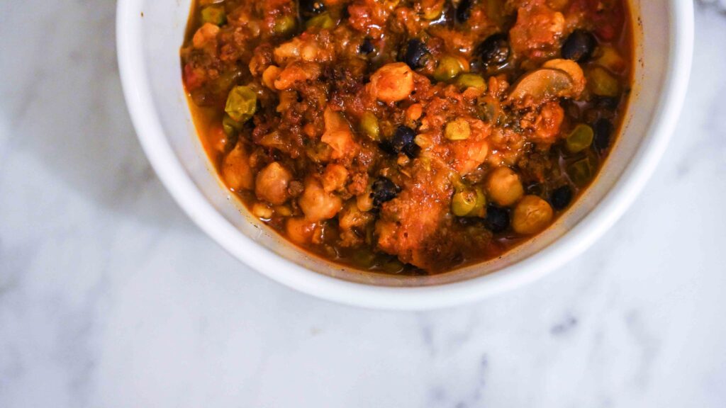 Kims Eatery - Recipes-Spicy Chilli crock pot recipe bowl